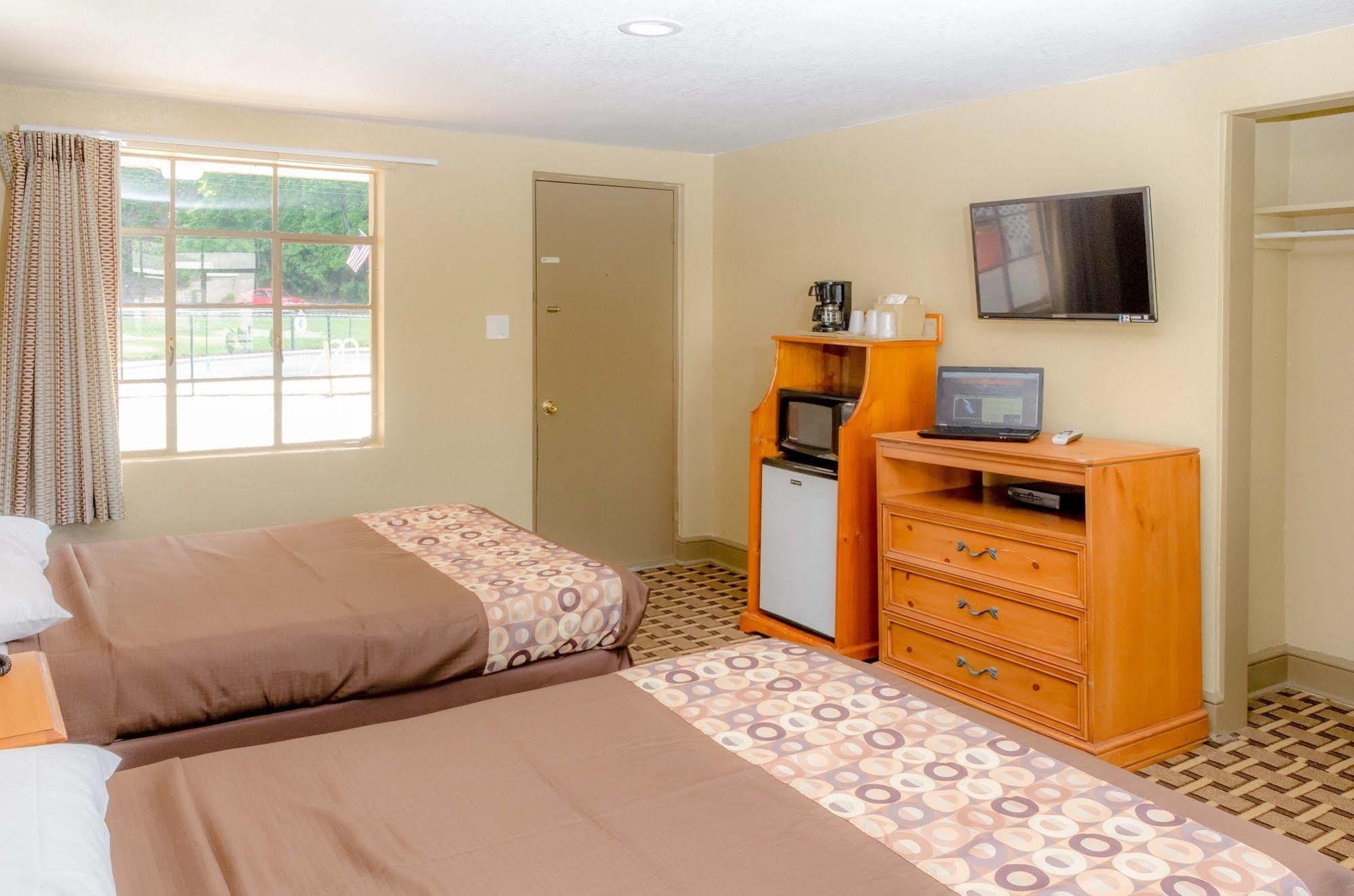 Relax Inn - Bryson City Eksteriør billede